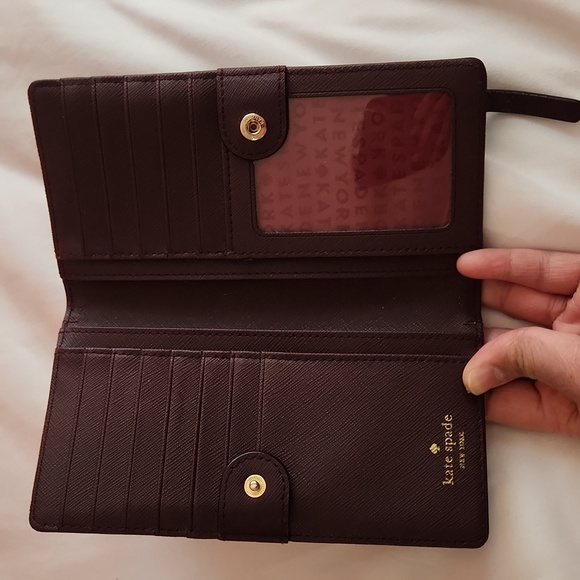 Kate Spade Slim Wallet - Picture 2 of 4